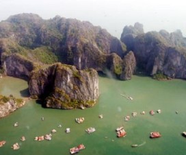 Halong Bay View at the top - Vietnamtravelblog