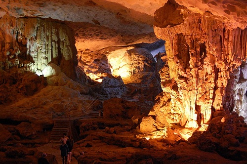 Sung Sot Cave on Halong Bay