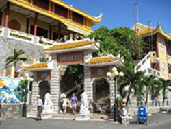 Dinh Co Temple in Ba Ria Vung Tau - Vietnamtravelblog - Vietnamvisa
