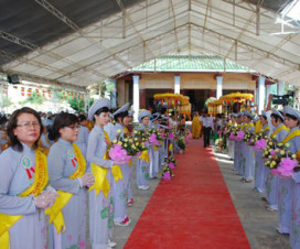 Bai But Pagoda - Vietnamtravelblog - Vietnamvisa